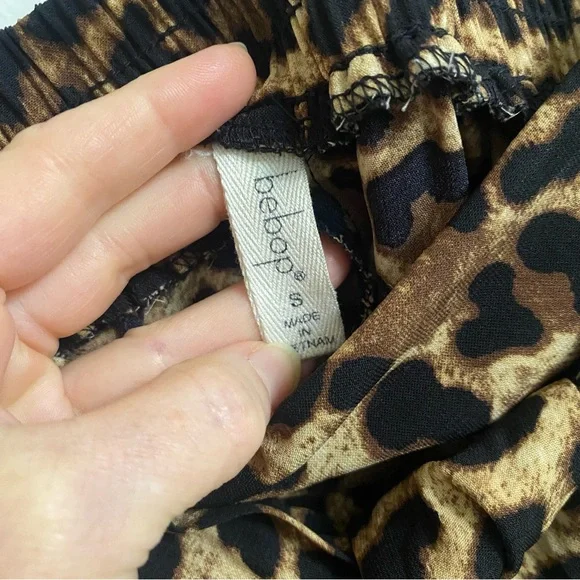 BeBop Leopard Print Women's Skorts - Picture 4 of 6